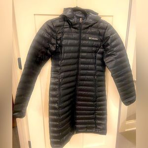 Womens long Columbia puffer coat.  Size small.